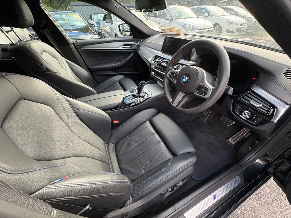 2019 BMW 5 Series 2L Petrol Plug-in Hybrid For Sale Images