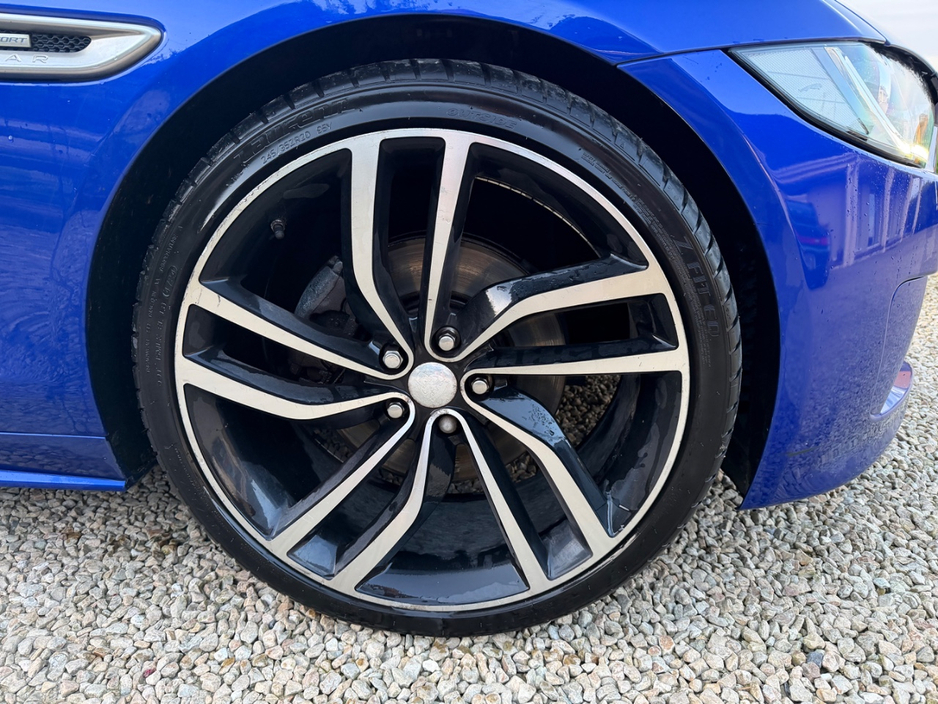 2017 Jaguar XE 2L Diesel For Sale Images