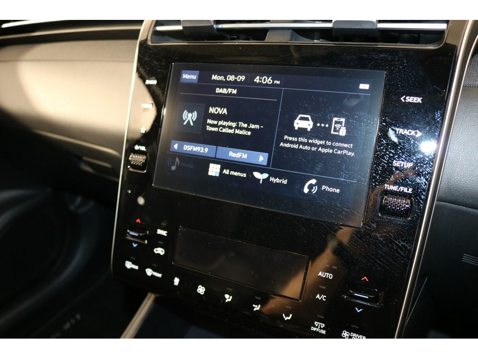 Hyundai Tucson Hybrid Ex Demo Executive 1.6L Petrol Automatic SUV - — thumbnail 16