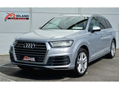AUDI Q7 2016