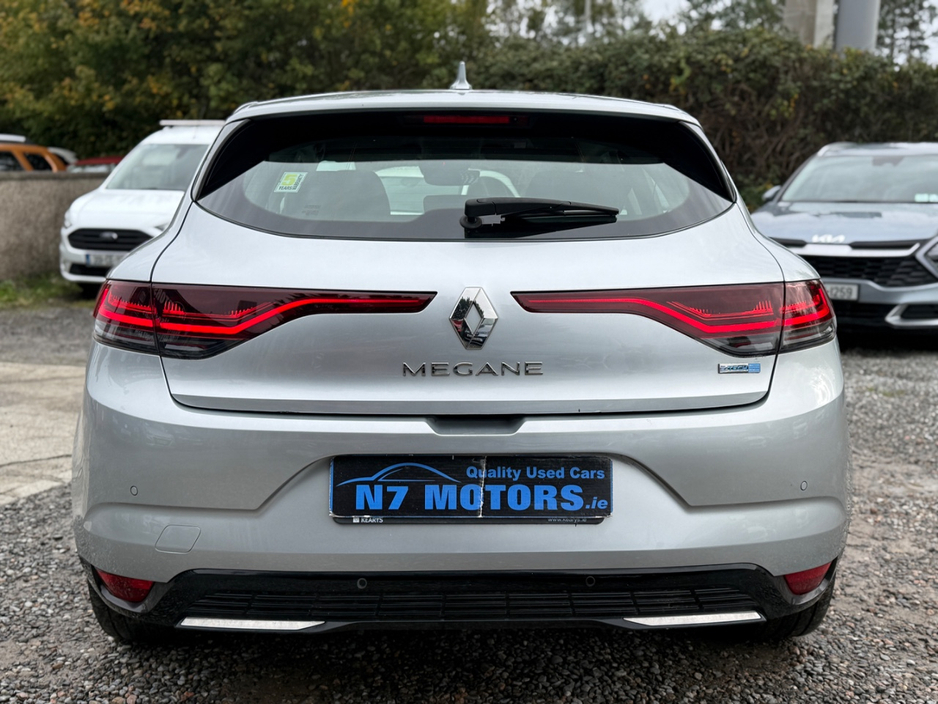 2021 Renault Megane 1.6L Petrol Plug-in Hybrid For Sale Images
