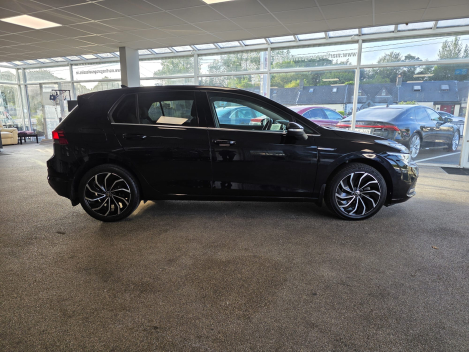 2021 Volkswagen Golf 1.5L Petrol For Sale Images