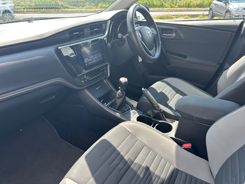 2018 Toyota Auris 1.4L Diesel For Sale Images