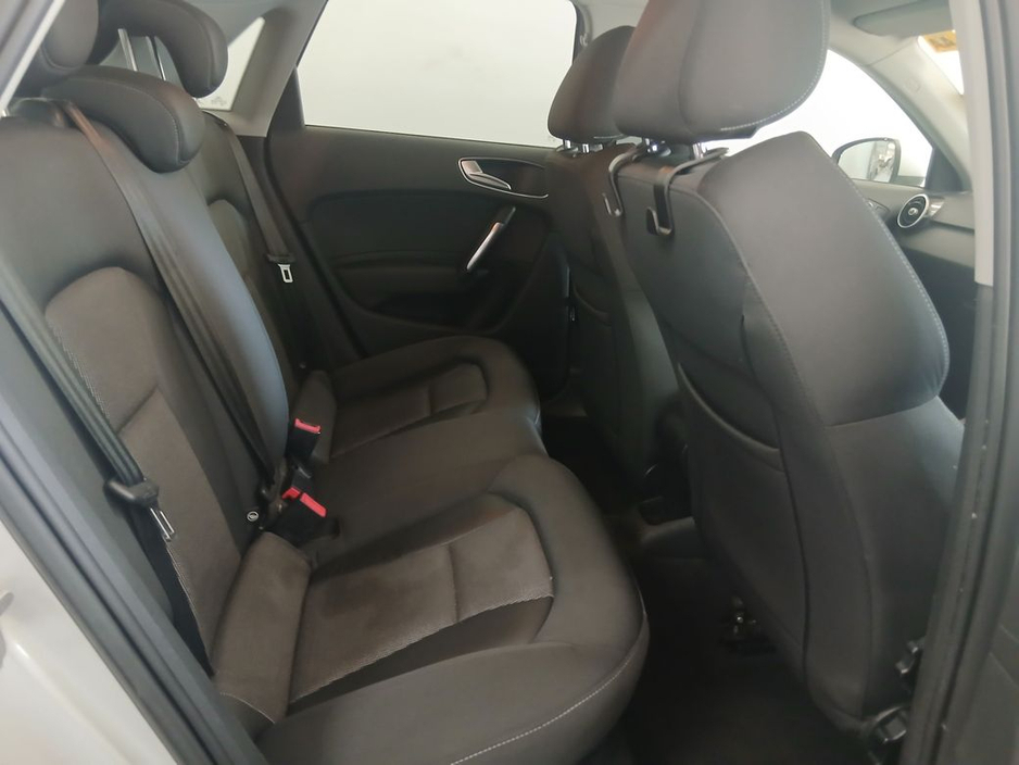 Audi A1 SB 1.6tdi 90 Sport 4DR — thumbnail 11