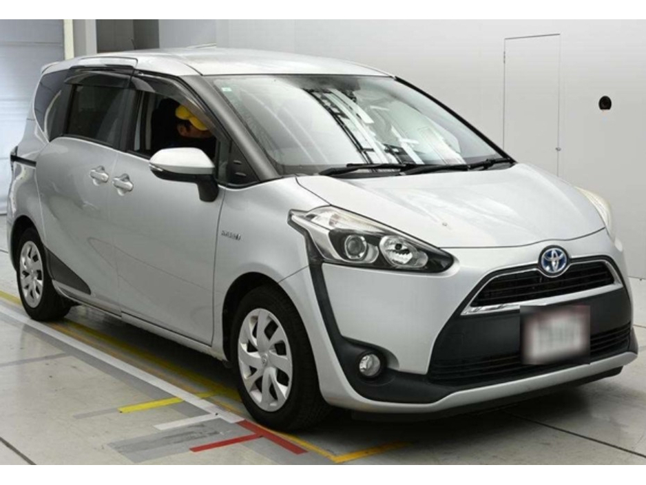 Toyota Sienta 1.5 Petrol Hybrid Auto — thumbnail 3