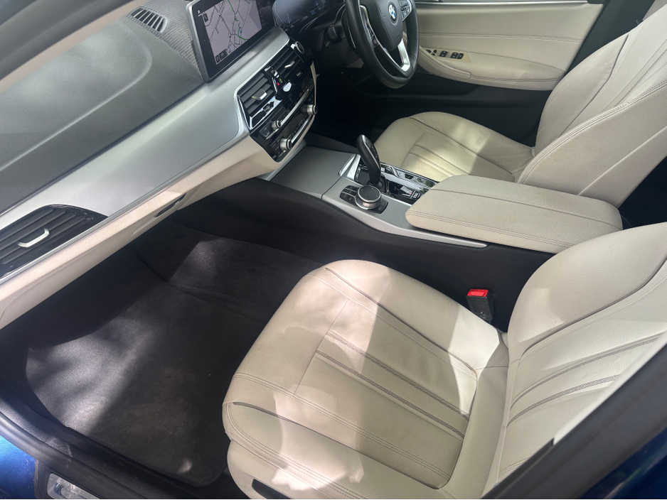 2021 BMW 5 Series 2.0L Petrol Plug-in Hybrid For Sale Images