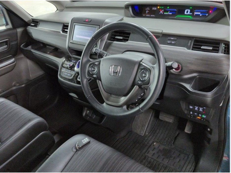 Honda Freed 1.5 Petrol Hybrid EX Auto — thumbnail 5