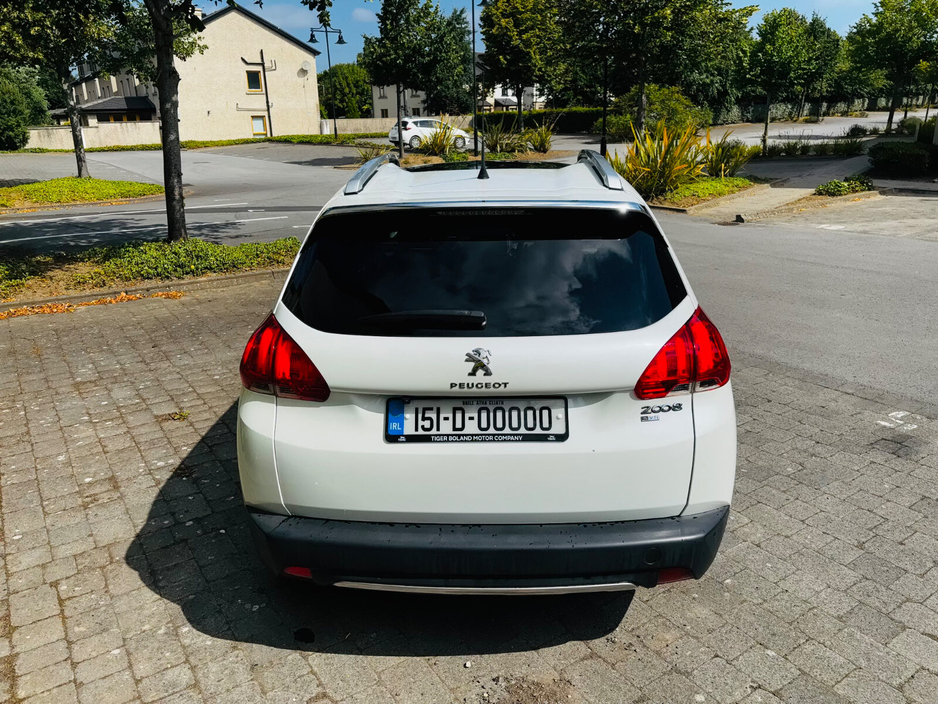 Peugeot 2008 — thumbnail 4