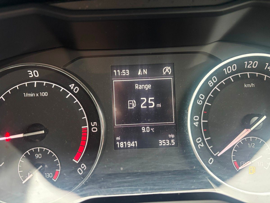 2016 Skoda Superb 1.6L Diesel For Sale Images