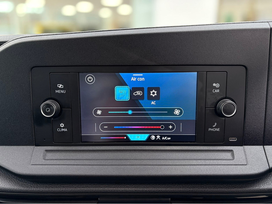 2022 Volkswagen Caddy Maxi Life 2L Diesel For Sale Images