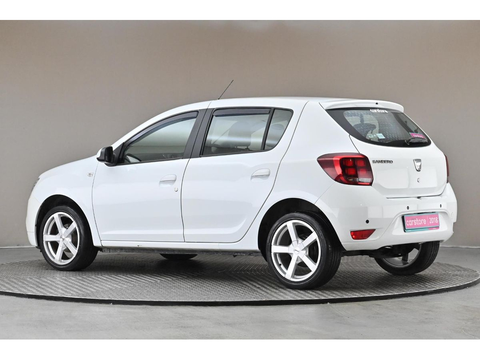 Dacia Sandero 1.0 SIGNATURE 5SPD *17"ALLOYS*REAR PARK SENSORS* — thumbnail 6
