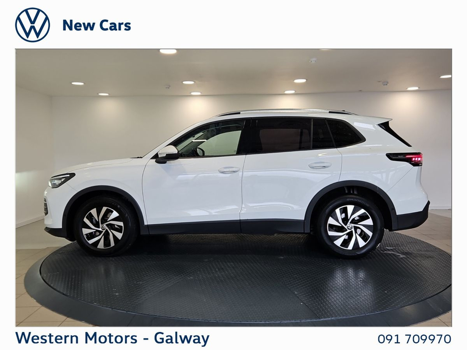 Volkswagen Tiguan Launch Edition 2.0 TDI 150HP DSG,New Model,18" Upgrade Alloys,Rear Camera,Digital Dash,App Connect,Elec Bootlid + much more — thumbnail 5