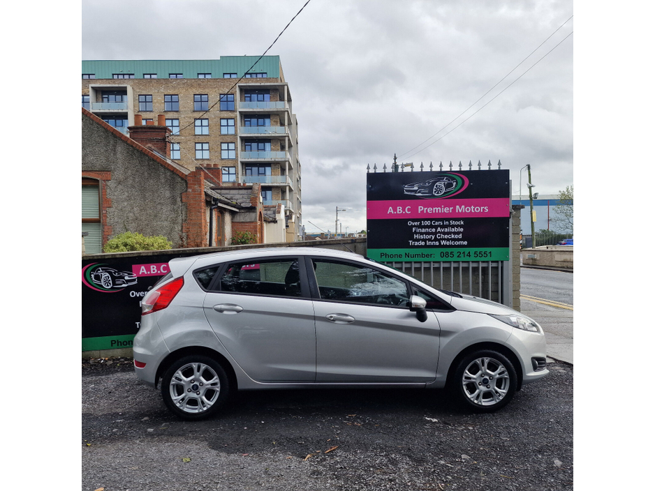 Ford Fiesta 1.0 EcoBoost 65PS S/S Zetec — thumbnail 3