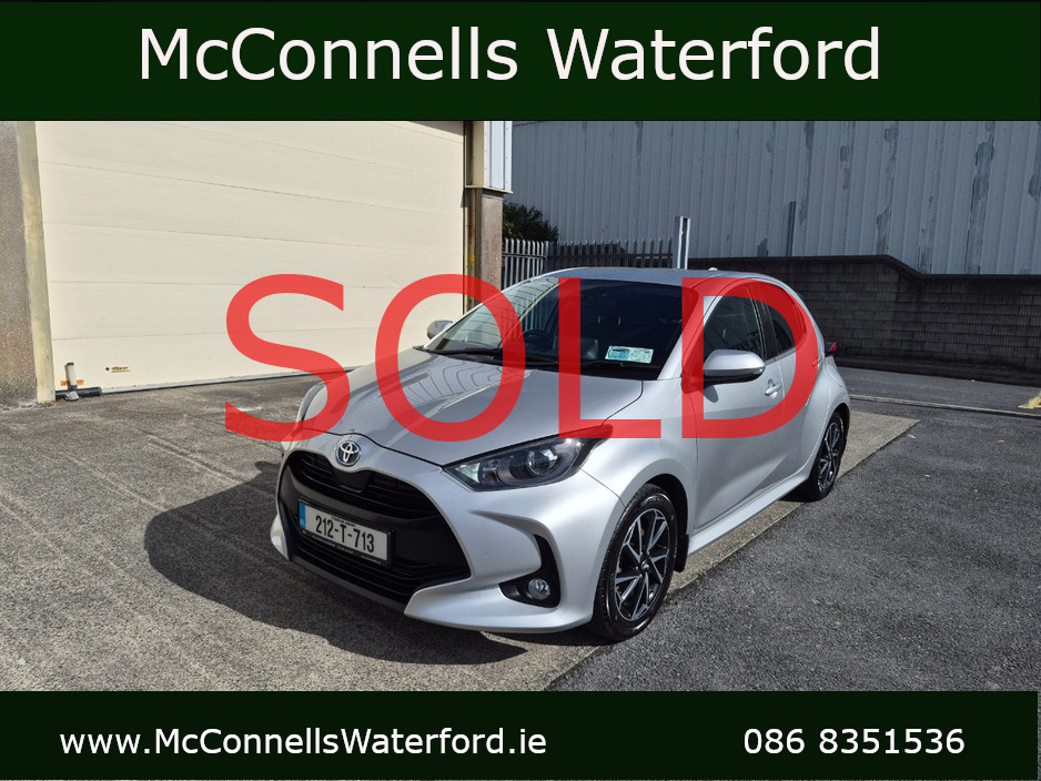 Toyota Yaris LUNASPORT MONO 5DR HYBRID IRISH CAR