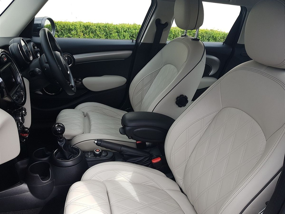2021 MINI Hatch 1.5L Petrol For Sale Images