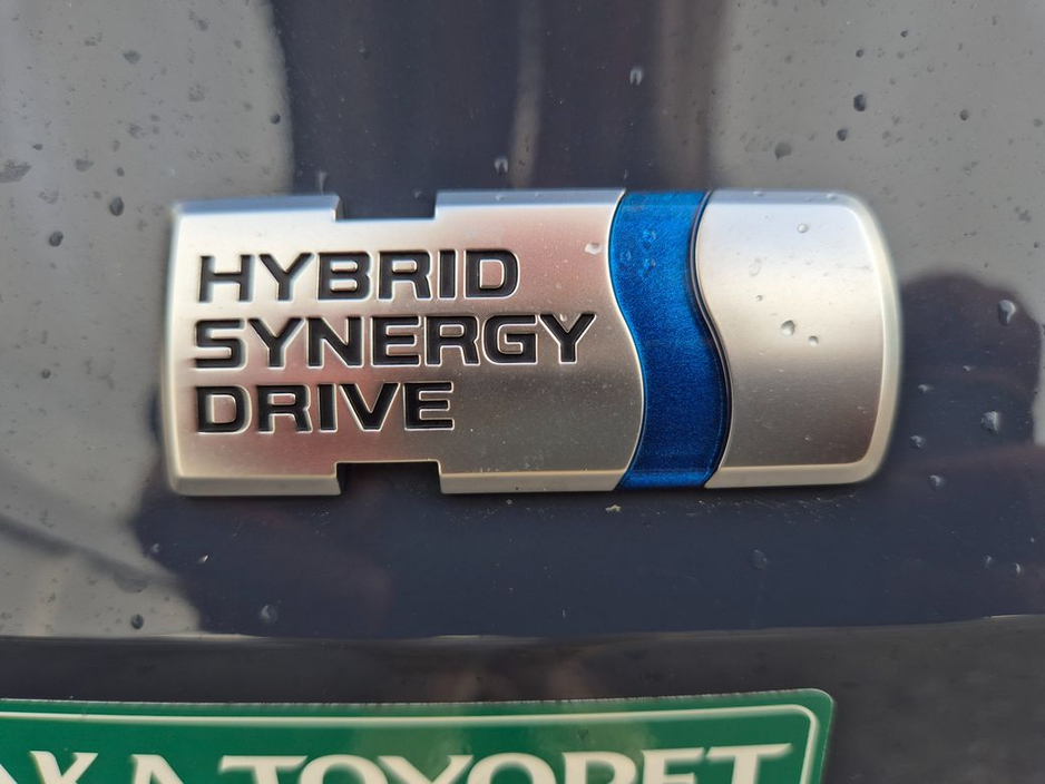 Toyota Corolla 1.8 HYBRID / WXB SPORT / HIGH SPEC / TAX €160 — thumbnail 36