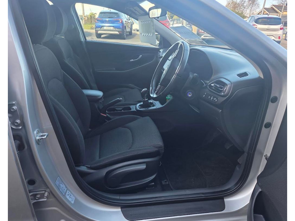 2021 Hyundai i30 1L Petrol For Sale Images