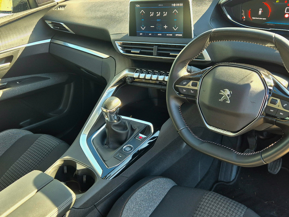 2021 Peugeot 3008 1.5L Diesel For Sale Images