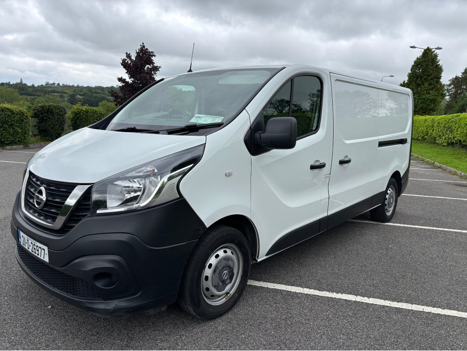 2021 Nissan NV300 2.0L Diesel For Sale Images