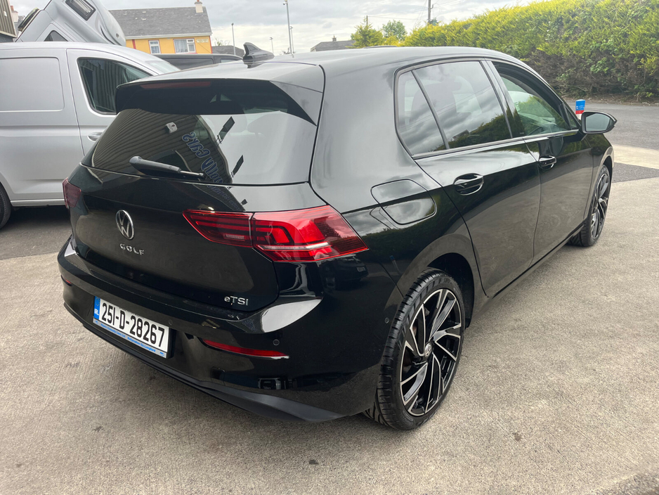 2025 Volkswagen Golf 1.5L Petrol For Sale Images