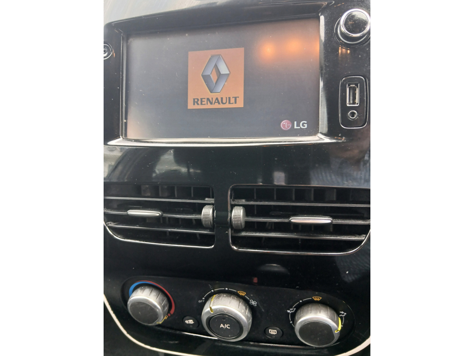 2016 Renault Clio 1.1L Petrol For Sale Images