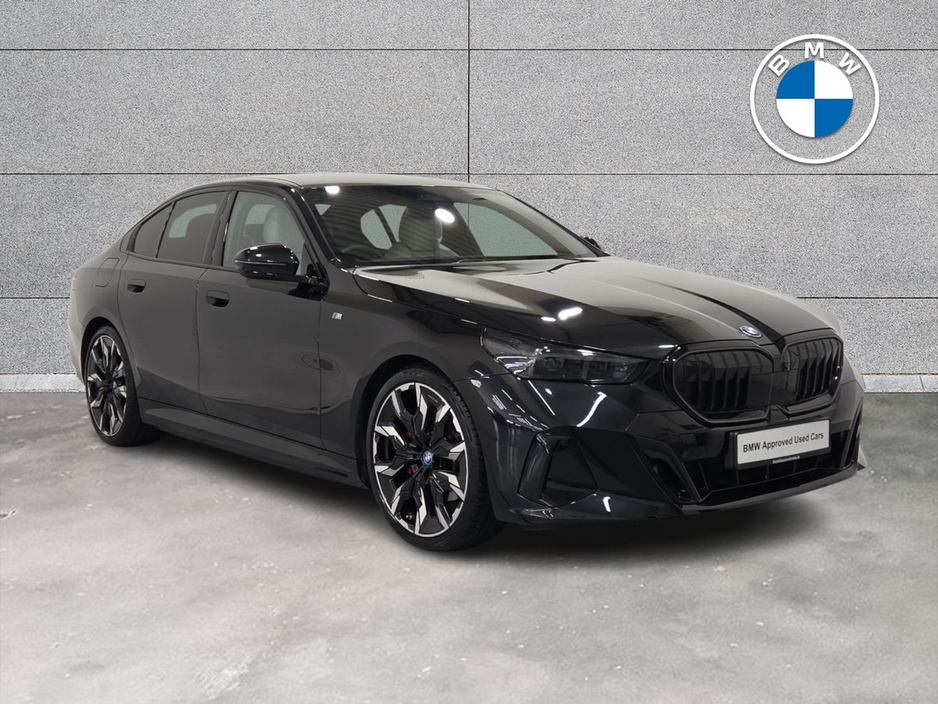 2025 BMW 5 Series 2L Petrol Plug-in Hybrid For Sale Images