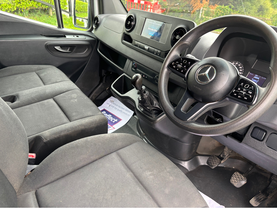 2020 Mercedes-Benz Sprinter 2.1L Diesel For Sale Images