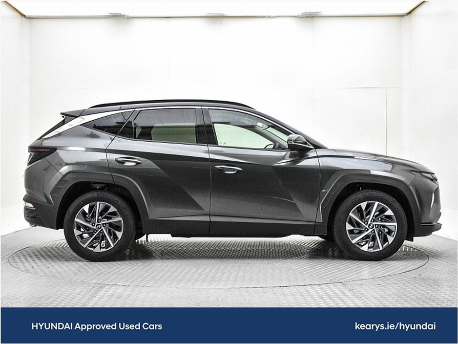 Hyundai Tucson Executive Plus w 2 Tone Roof — thumbnail 14