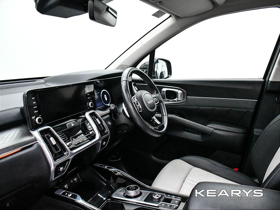 Kia Sorento K3 4X2 Diesel Auto 7 seats — thumbnail 9