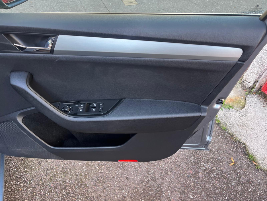 2019 Skoda Superb 2L Diesel For Sale Images