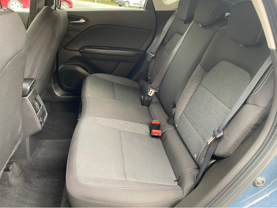 2023 Renault Captur 1L Petrol For Sale Images