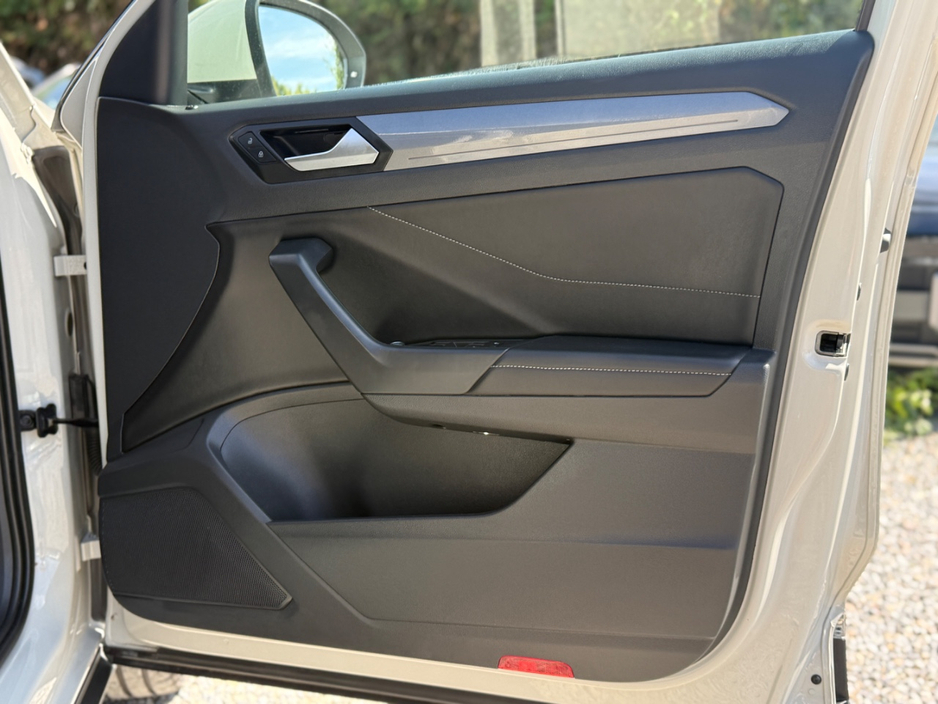 2023 Volkswagen T-Roc 1.5L Petrol For Sale Images
