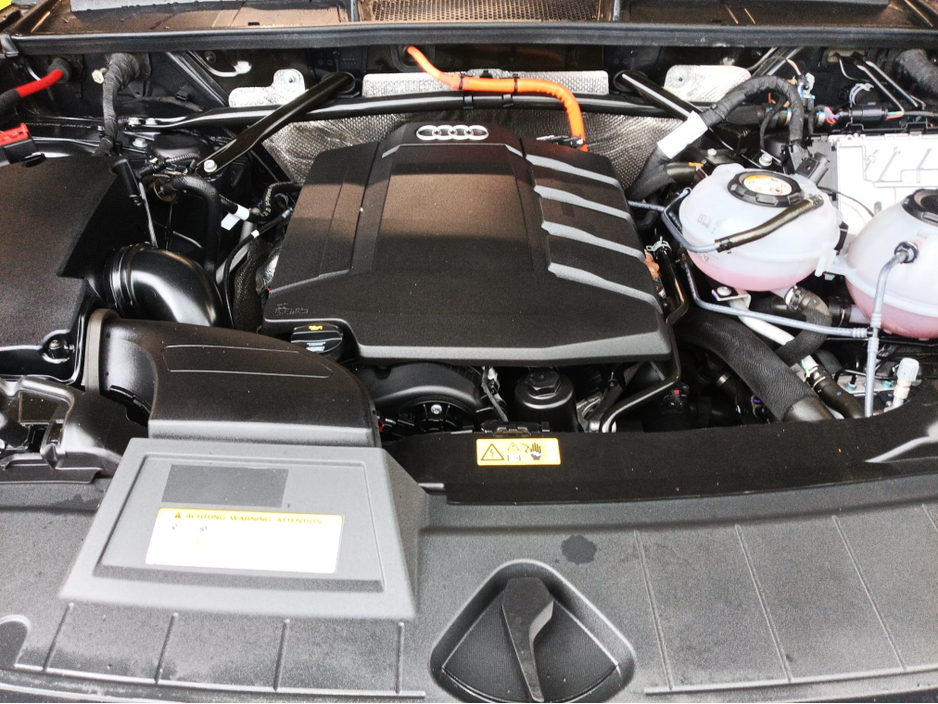 2021 Audi Q5 2L Petrol Plug-in Hybrid For Sale Images