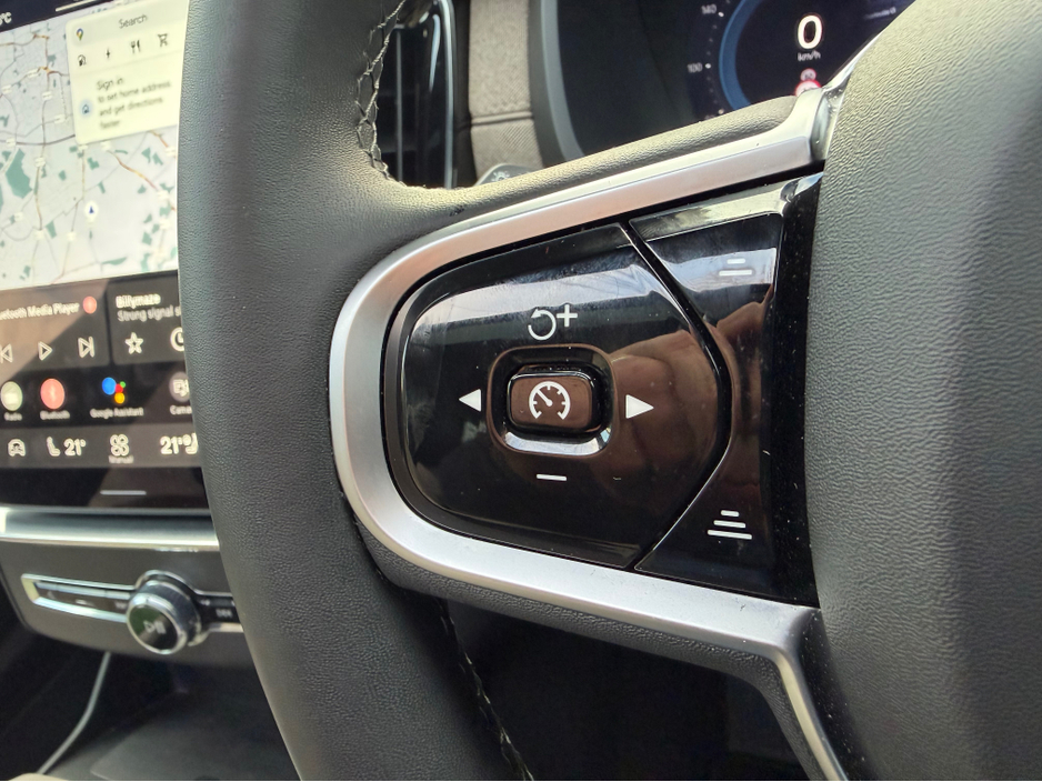 2025 Volvo XC90 2L Petrol Plug-in Hybrid For Sale Images