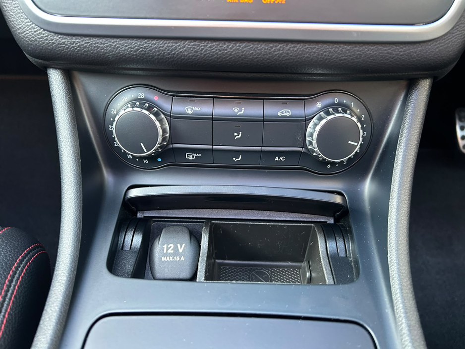 2016 Mercedes-Benz CLA Class 2.1L Diesel For Sale Images