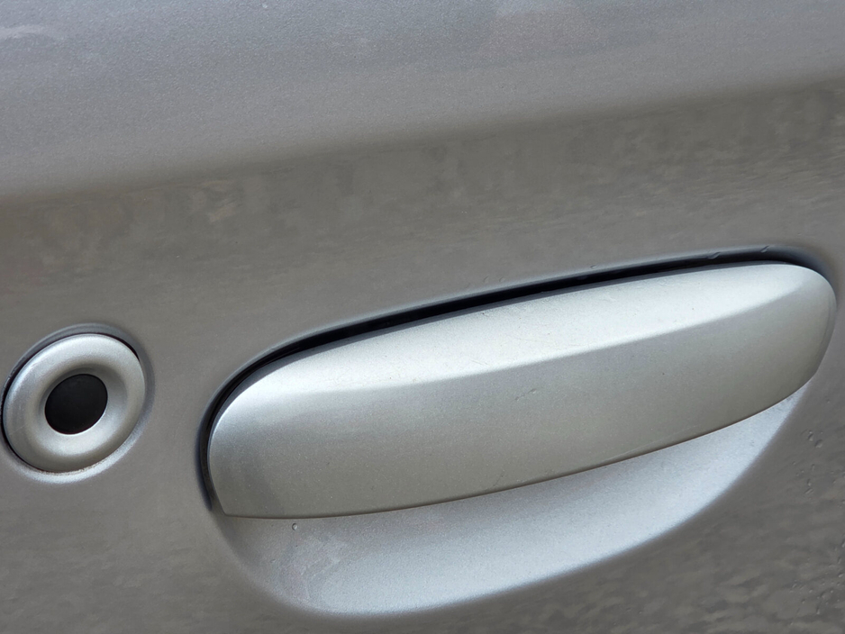 Mitsubishi Mirage — thumbnail 25