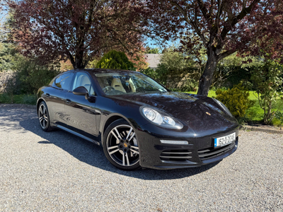  2015 Porsche Panamera