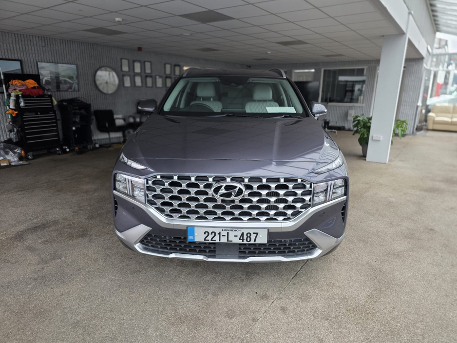 2022 Hyundai Santa Fe 1.6L Petrol Plug-in Hybrid For Sale Images
