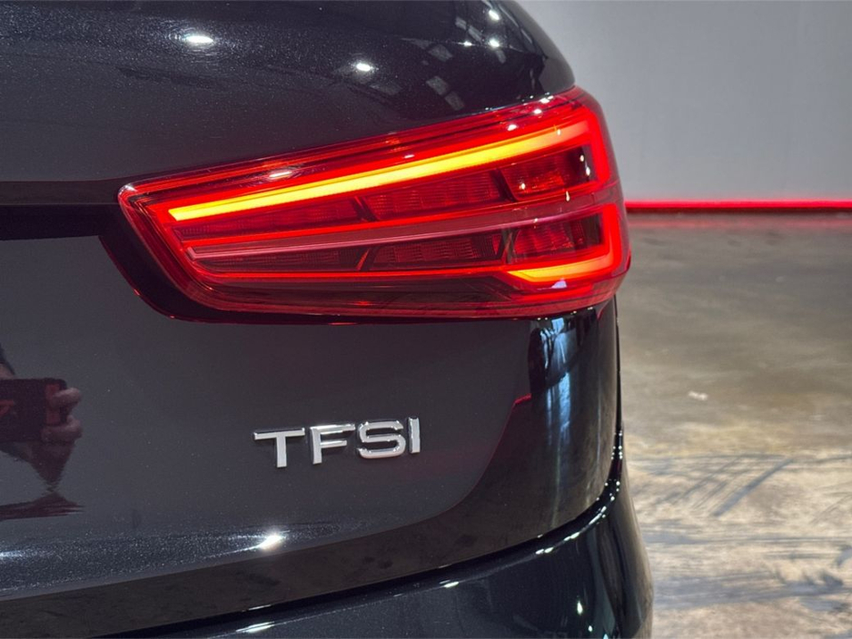 Audi Q3 1.4TFSI SPORT - FACTORY ALLOYS - SPORT SEATS - REAR CAMERA - MULTI FUNCTION STEERING WHEEL - — thumbnail 11