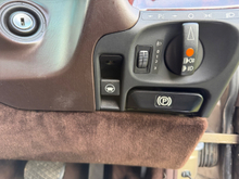 1991 Mercedes-Benz 300 3.2L Petrol For Sale Images