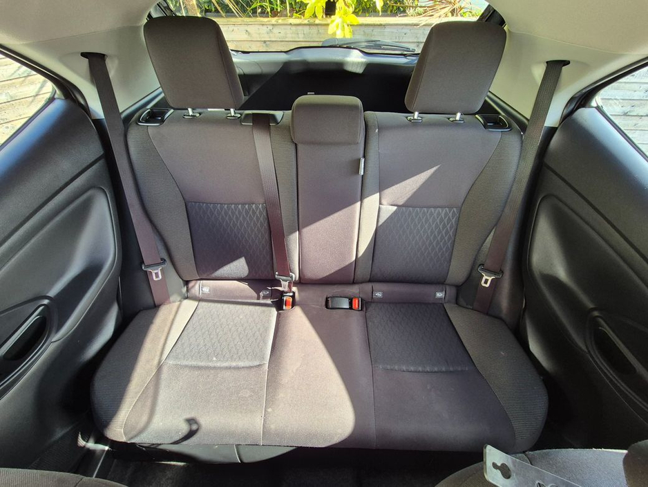 Toyota Yaris Cross 1.5 HYBRID / LUNA G PACK / TAX €150 — thumbnail 31