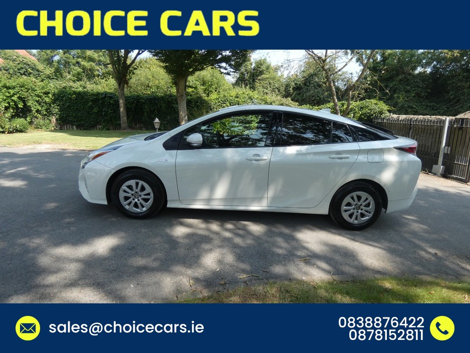 2018 Toyota Prius 1.8L Hybrid For Sale Images