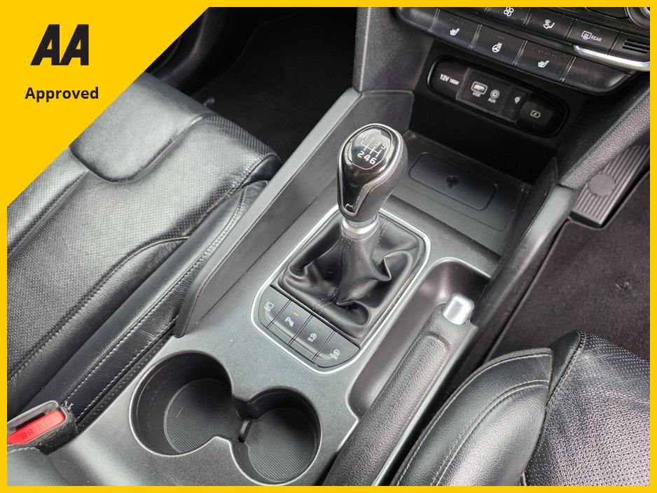 2019 Hyundai Santa Fe 2.2L Diesel For Sale Images