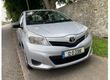 TOYOTA Yaris 2012