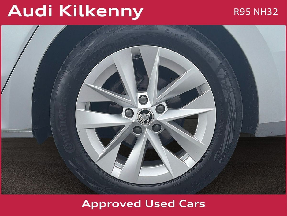 Skoda Octavia AMBITION 1.0 TSI 110 BHP 4DR *1 OWNER - PRISTINE CAR - IN STOCK & READY FOR COLLECTION* — thumbnail 8