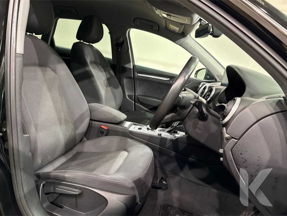 Audi A3 1.4 TFSI AUTOMATIC - FACTORY ALLOYS - PUSH BUTTON START/STOP - REAR CAMERA - MULTI FUNCTION STEERING WHEEL - CRUISE CONTROL — thumbnail 14