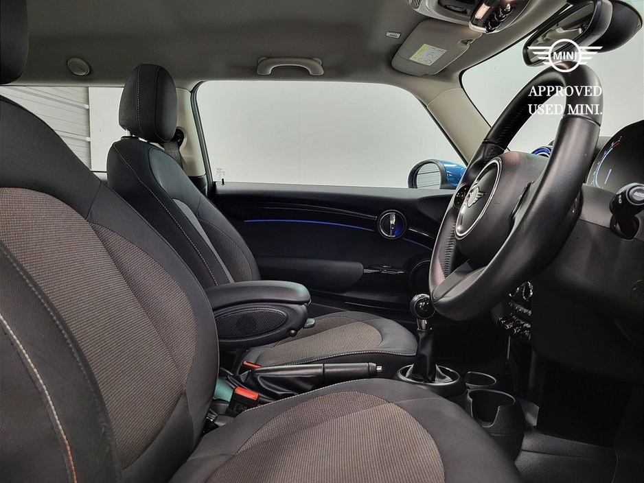 2022 MINI Hatch 1.5L Petrol For Sale Images
