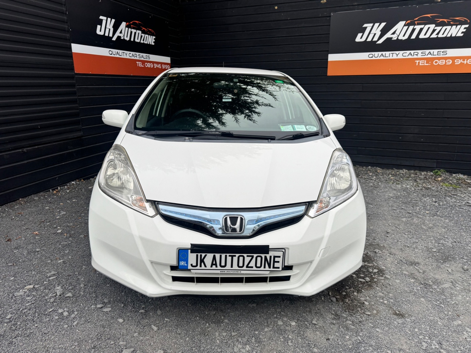Honda Fit 1.3 HYBRID 5DR AUTO — thumbnail 2