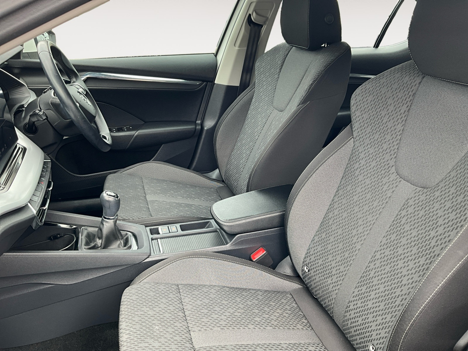2021 Skoda Octavia 1.0L Petrol For Sale Images