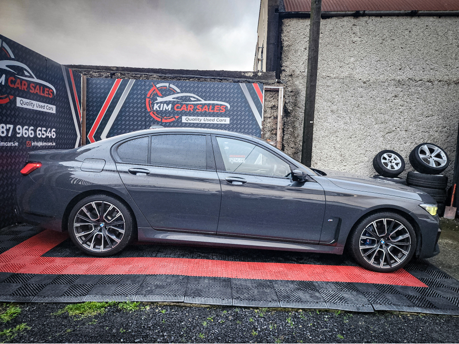 2021 BMW 7 Series 3L Petrol Plug-in Hybrid For Sale Images